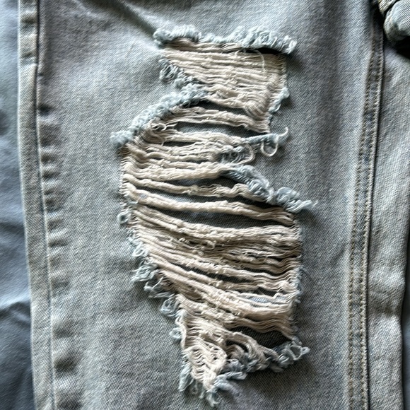 Super Baggy - Extra Distressed Light Wash Jeans - BUNDLE AND MAKE OFFER - Picture 3 of 4